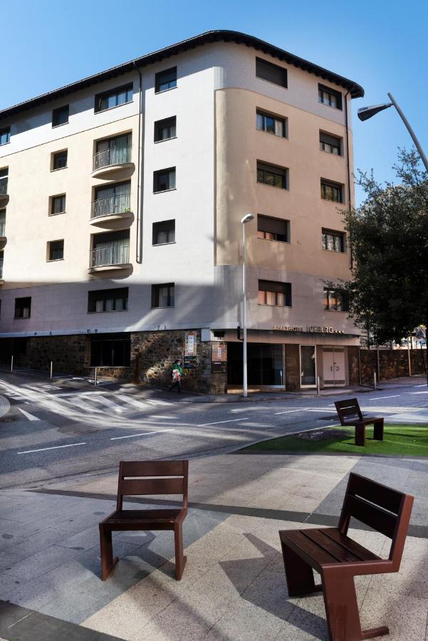Aparthotel Iceberg Sant Julia de Loria Exterior photo
