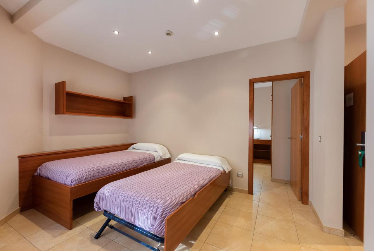 Aparthotel Iceberg Sant Julia de Loria Exterior photo